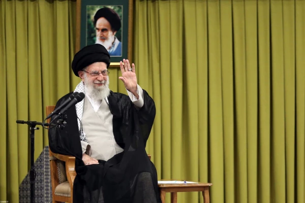 مرکز ثقلِ نظام تعلیم و تربیت، همچنان مهم ترین تاکیدِ رهبر حکیم انقلاب 2