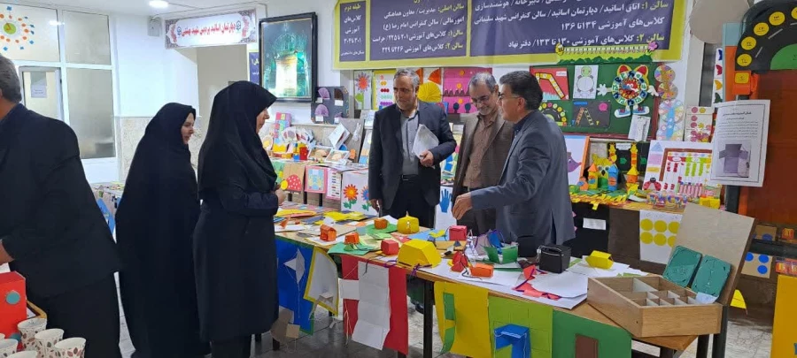 نمایشگاه دستاوردهای دانشجویی دانشجویان دانشگاه فرهنگیان خراسان رضوی 5